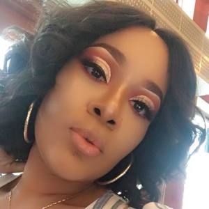 Meet your Posher, Racquel lala